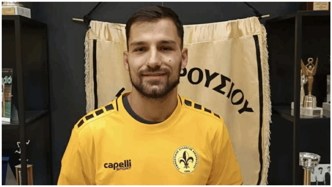 Στο Μαρούσι ο Γιώργος Καρώνης!